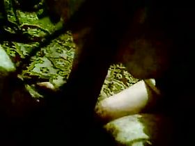 Девка выплевывает сперму мужика доведя его до оргазма